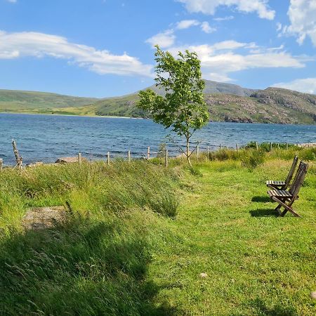 The Bay ,Luxury Shepherds Hut, Dundonnell Exterior photo