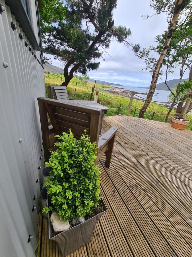 The Bay ,Luxury Shepherds Hut, Dundonnell Exterior photo
