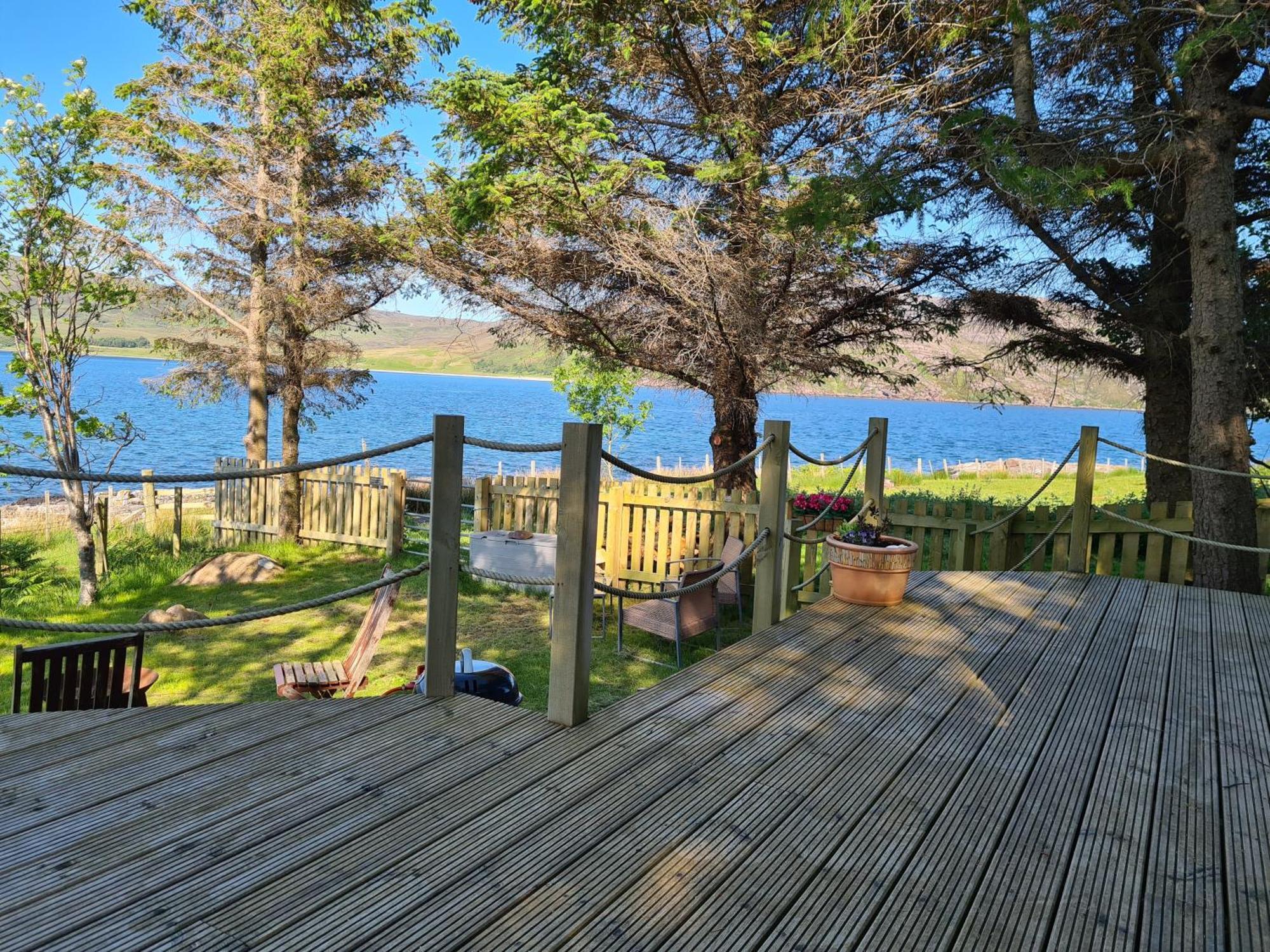 The Bay ,Luxury Shepherds Hut, Dundonnell Room photo